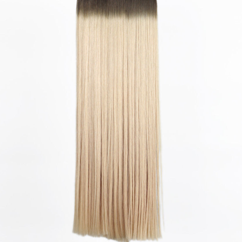 Weft Rooted Crispy Ice Blonde löshår – balayage i ljusblond & kall isblond ton. Äkta Remy-hår från Ana Sweden.